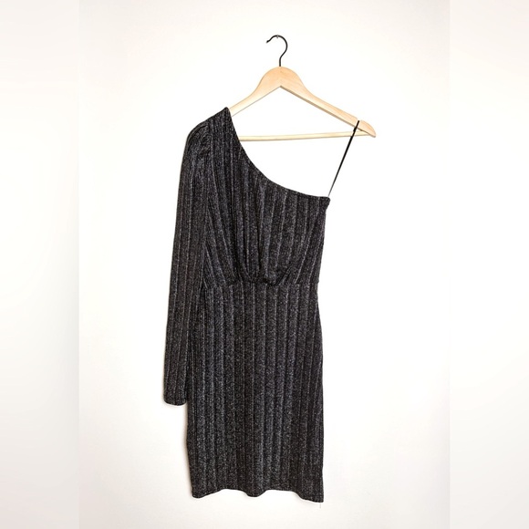 Vero Moda Wiona One Sleeve Dress - Black/Silver - Picture 1 of 4